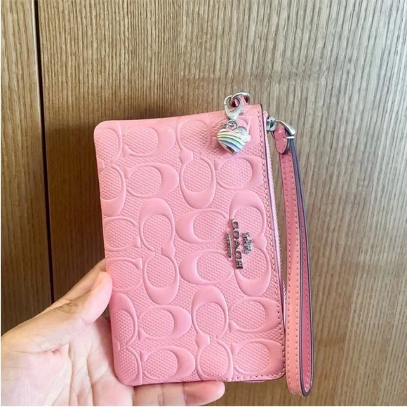 Coach Corner Zip Wristlet In Signature
Leather With Heart Charm - Picture 3 of 6